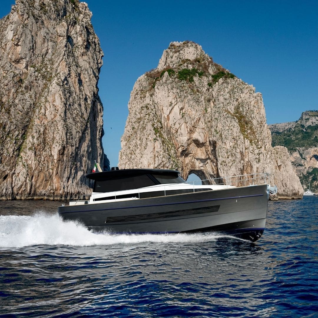 Gozzo 48 cabin